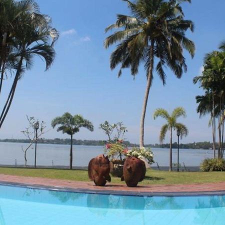 Blue Water Villa Piliyandala Bagian luar foto