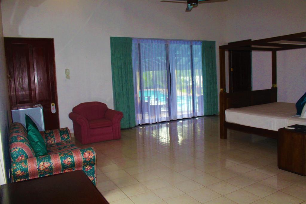 Blue Water Villa Piliyandala Bagian luar foto