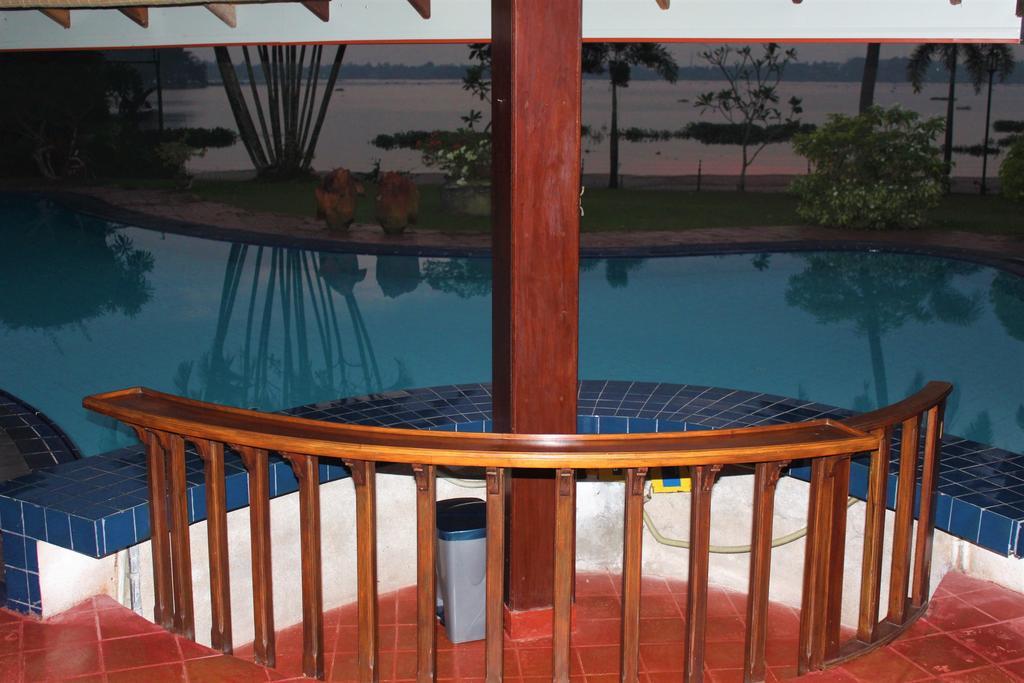 Blue Water Villa Piliyandala Bagian luar foto