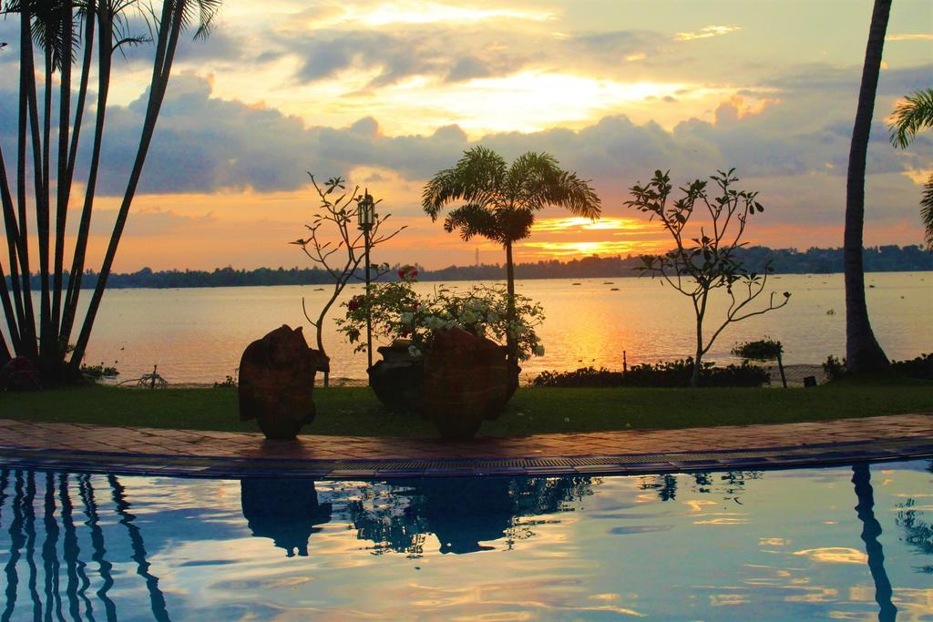 Blue Water Villa Piliyandala Bagian luar foto