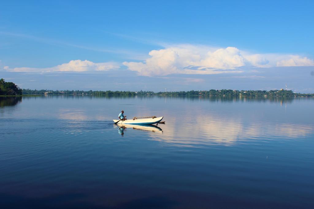 Blue Water Villa Piliyandala Bagian luar foto