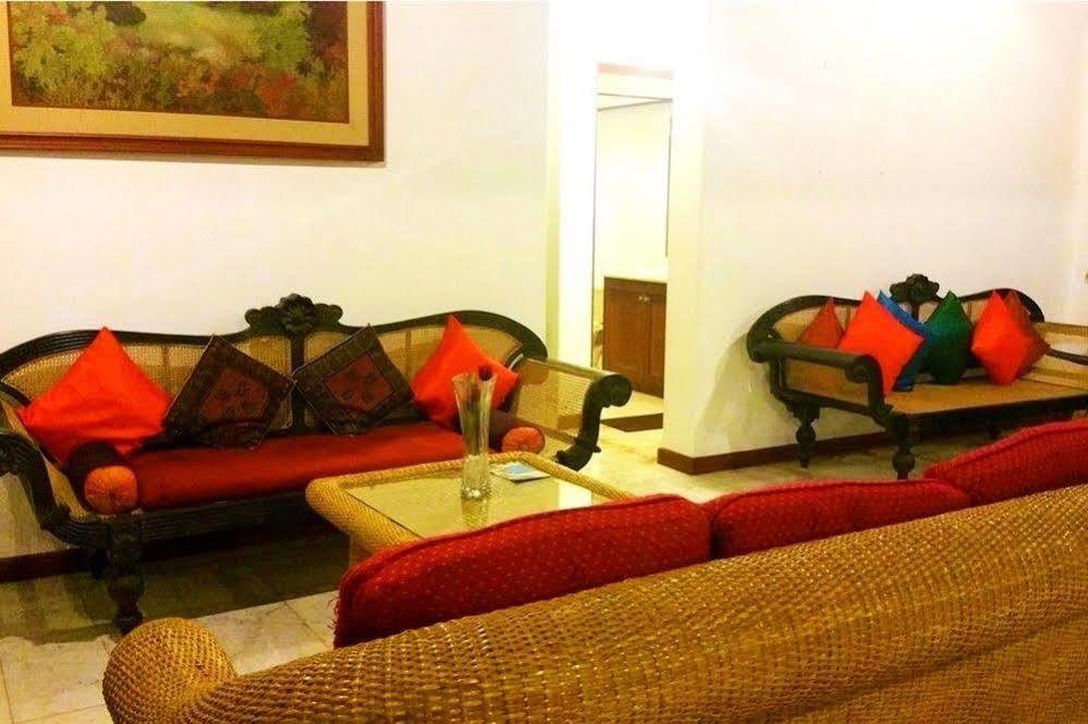Blue Water Villa Piliyandala Bagian luar foto